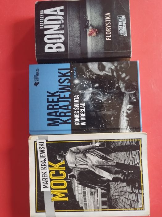 Książki sensacja komplet