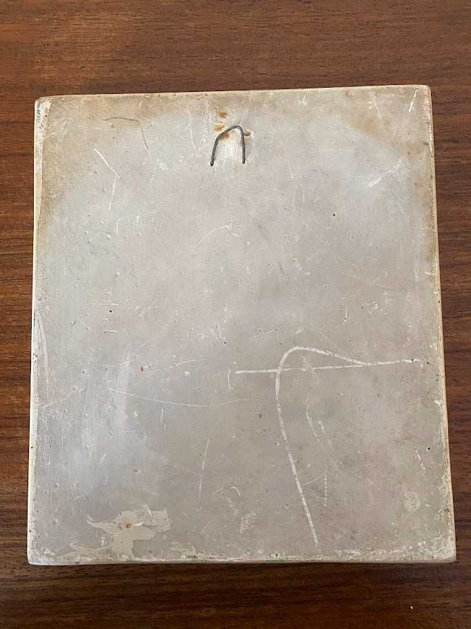 Quadro cerâmica, estandarte, caixa de lata, socas e cabide holandeses