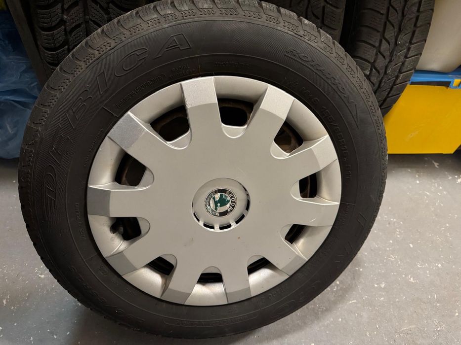 Komplet Opony + felgi