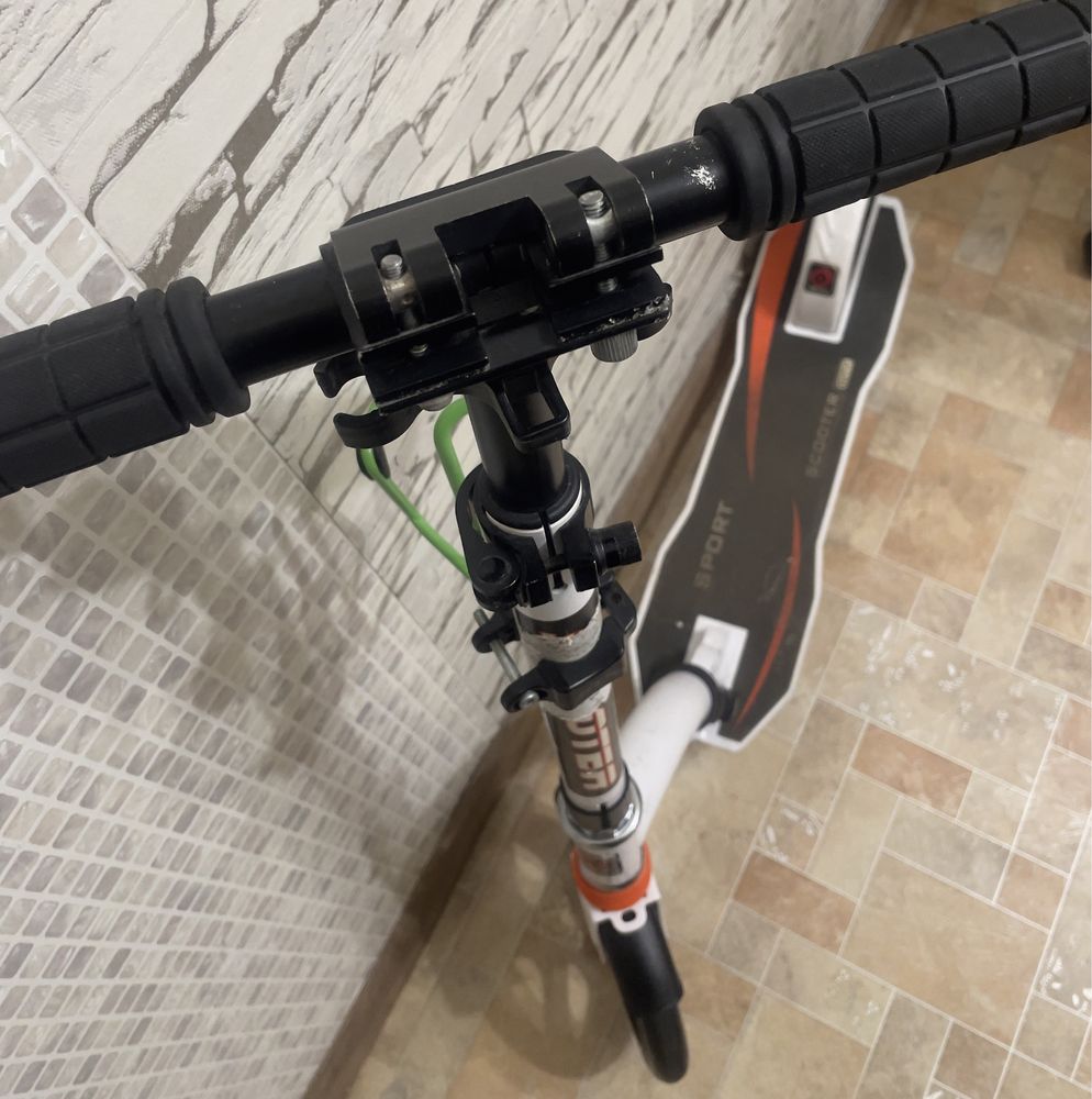 Самокат для прогулянок Scooter Sity