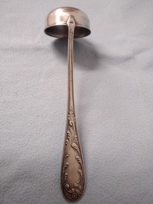 Sprzedam starą, posrebrzaną chochelkę