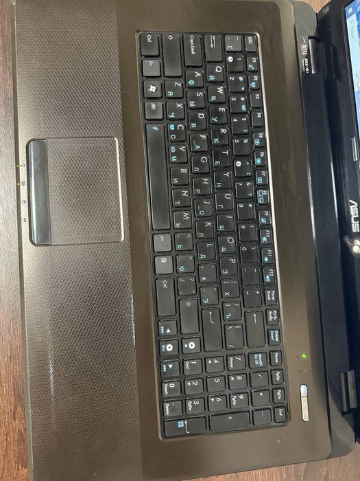 Ноутбук 17" Asus K72F