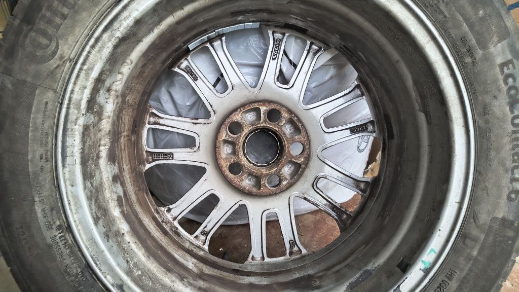 Koła Volvo 17" opony letnie Continental