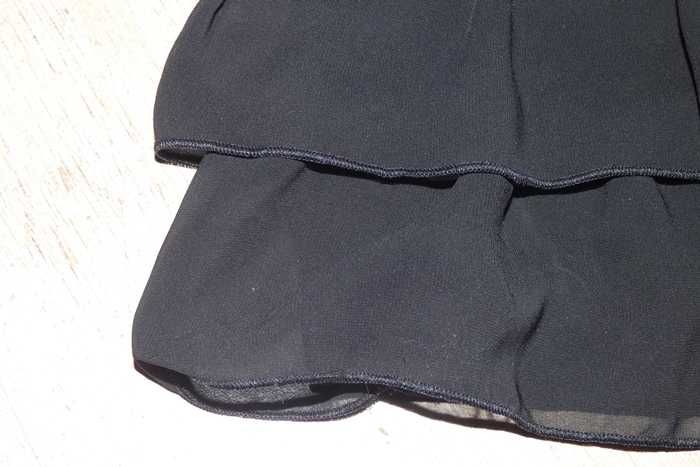 Bluzka czarna elegancka z falbanami; 10-11l; 140-146 cm; H&M