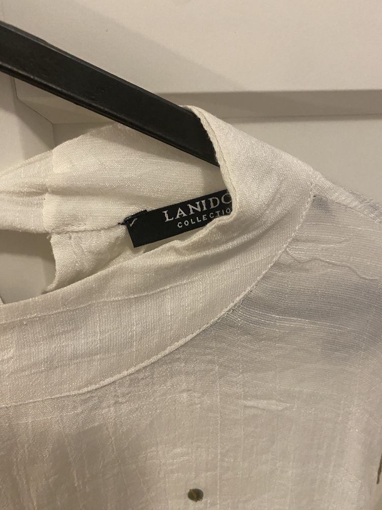 Blusa branca Lanidor