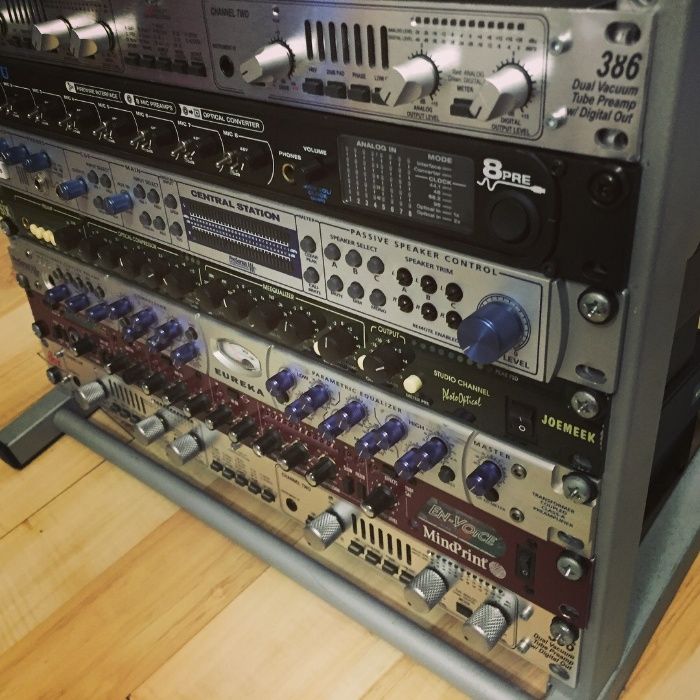 Предусилитель DBX, 386, Presonus Eureka, TL Audio, Motu 8Pre
