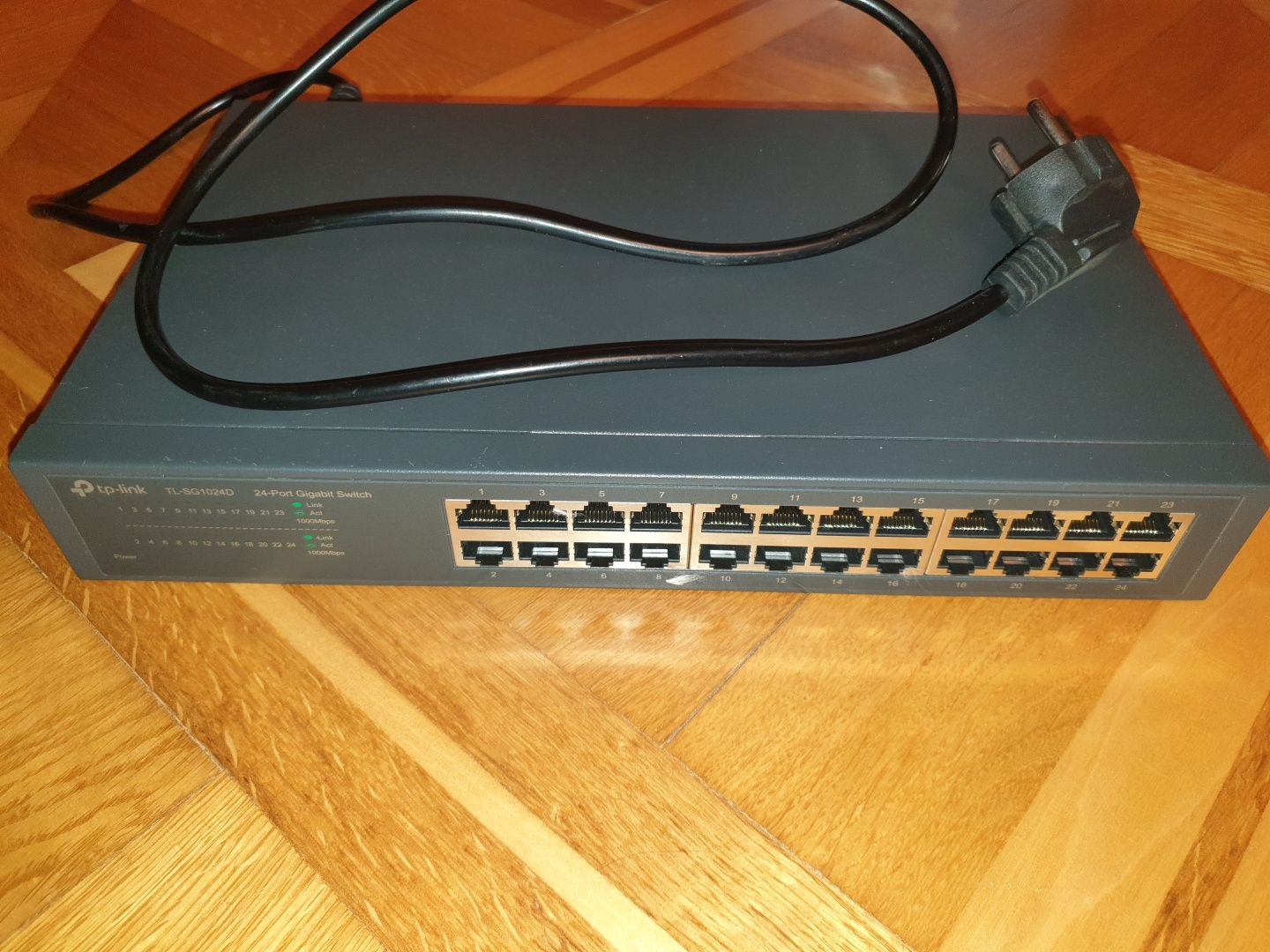 Мережевий комутатор ТР- Link TL-SG 1024D