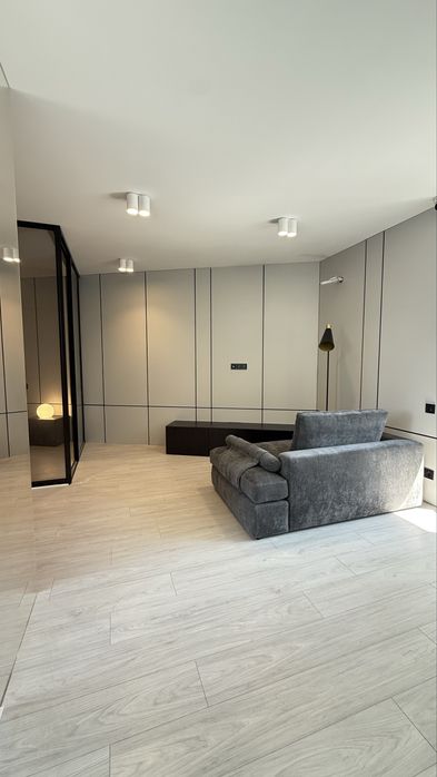 Продам 1 кім Подол Плаза вид на Андріївську церкву