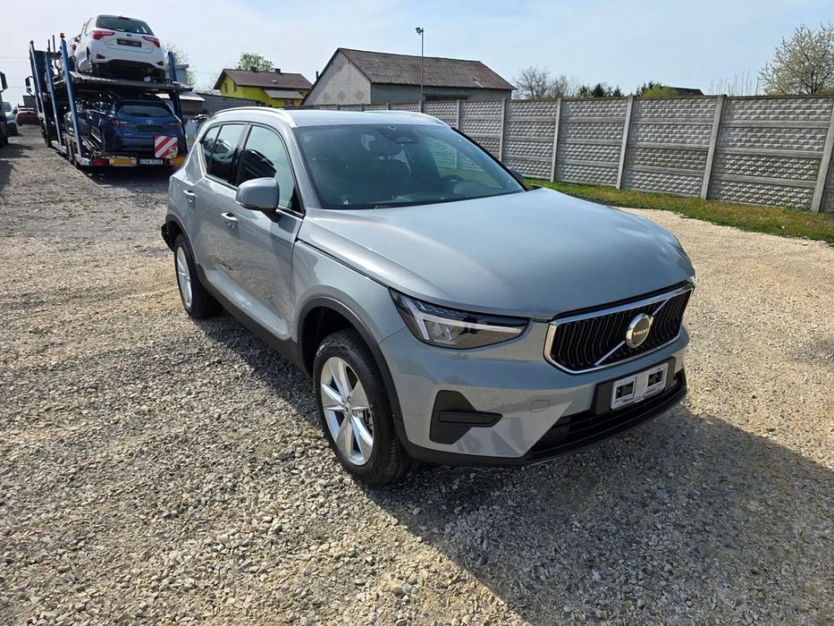 Volvo XC 40 2.0 BENZYNA/HYBRYDA Przebieg 1000KM!!! Nówka