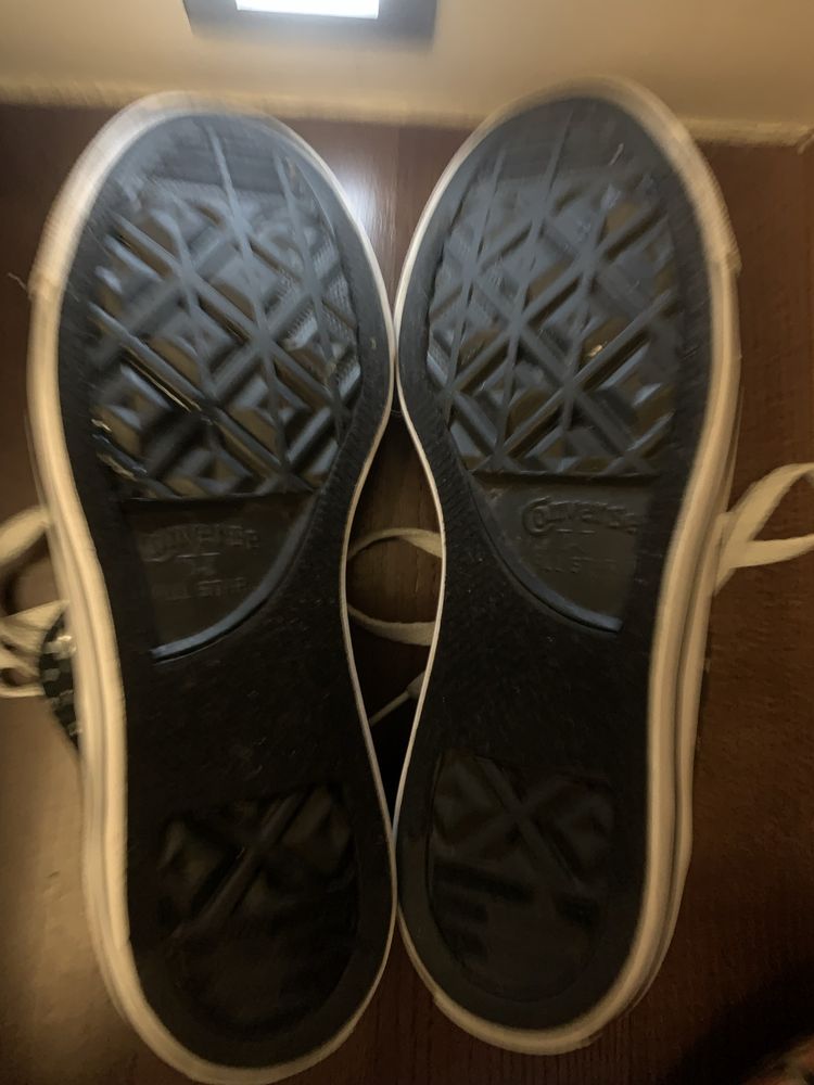 Converse nr 39 czarne w srebrne kropki