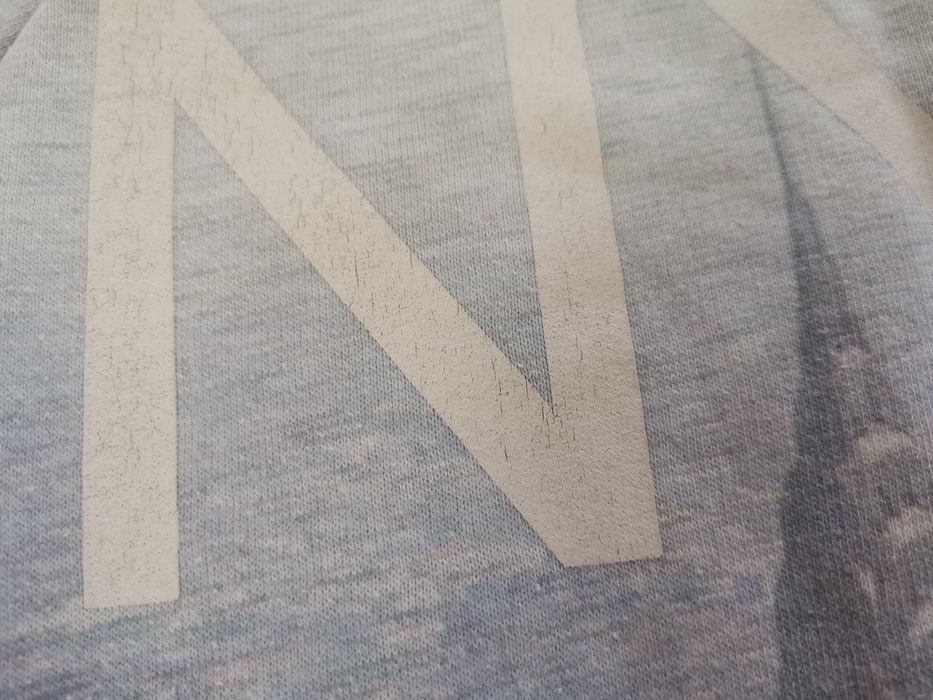 Bluza z długim rękawem NYC grafika r S 36 Bershka