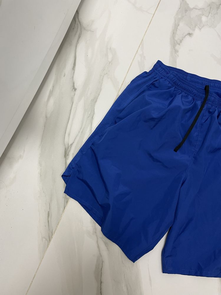 Чоловічі шорти L nike dri fit оригінал