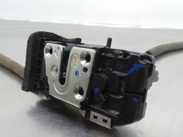 Fechadura / fecho porta trás esquerdo NISSAN Juke (F15)