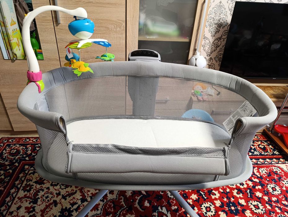 Приставне дитяче ліжечко