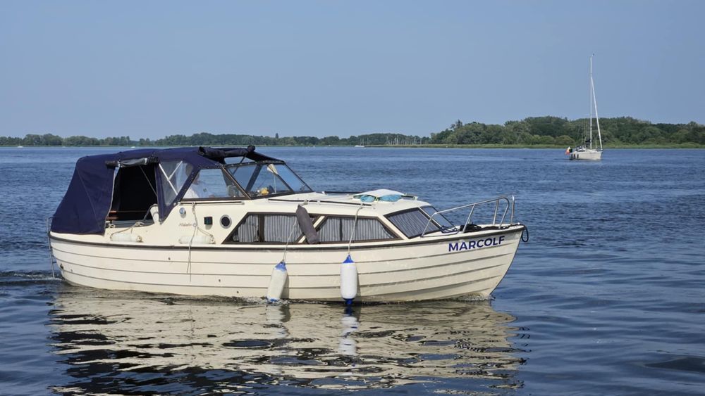 Jacht spacerowy (motorowy) Kamper na wodzie! NIDELV 24 - (BEZ PATENTU)