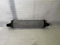 Volvo V40 II 2 2.0 intercooler chłodnica powietrza