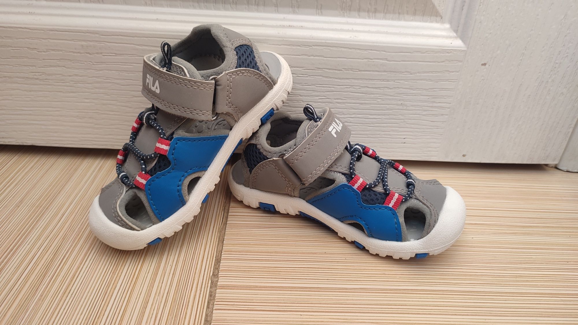 Сандалі босоніжки Fila, 23 р., 15,5 см