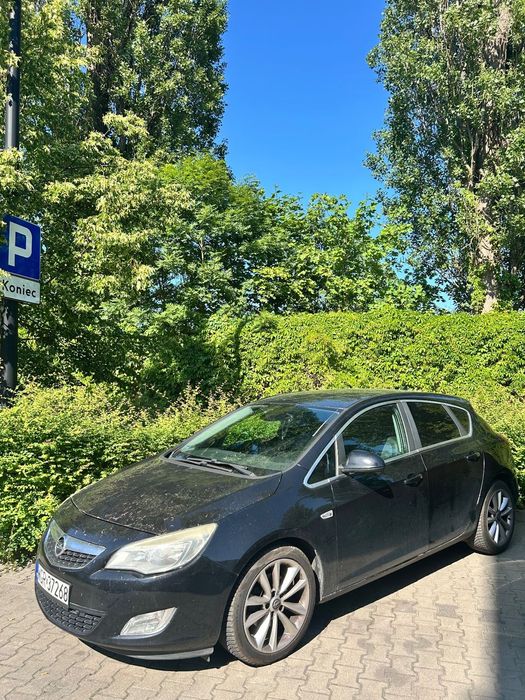 Opel Astra Sprzedam Opel Astra J 1.7 CDTI Cosmo 110 KM – 2010 rok