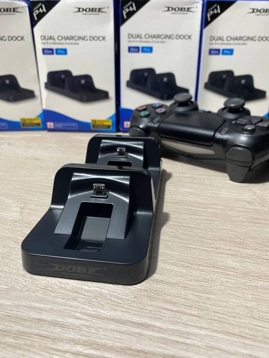 Зарядна станція для геймпадів dualshok 4 для джойстиків пс4