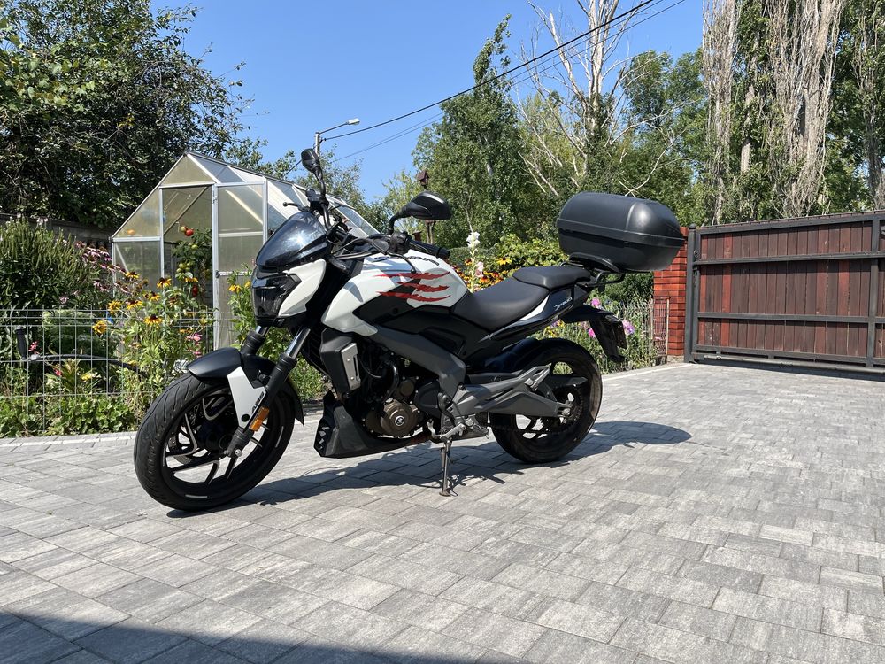 Bajaj Dominar 400