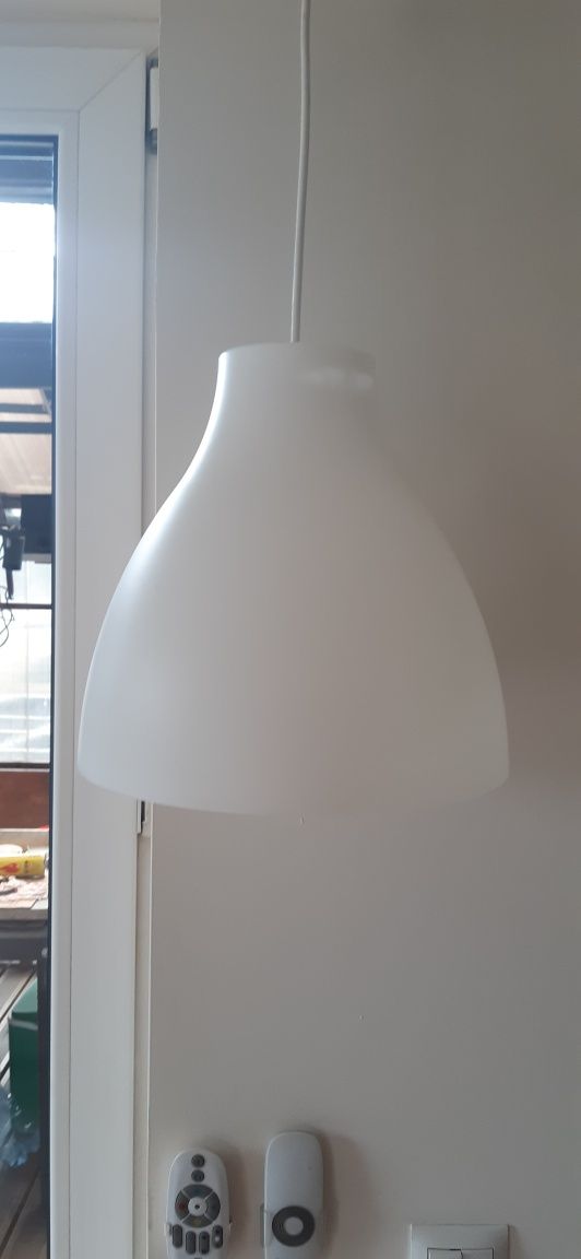 Lampy sufitowe biale