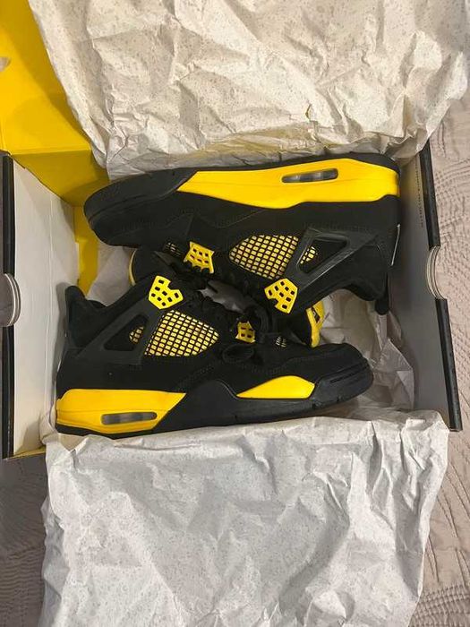 "koszykówki " Jordan_4_Retro_Thunder R.44