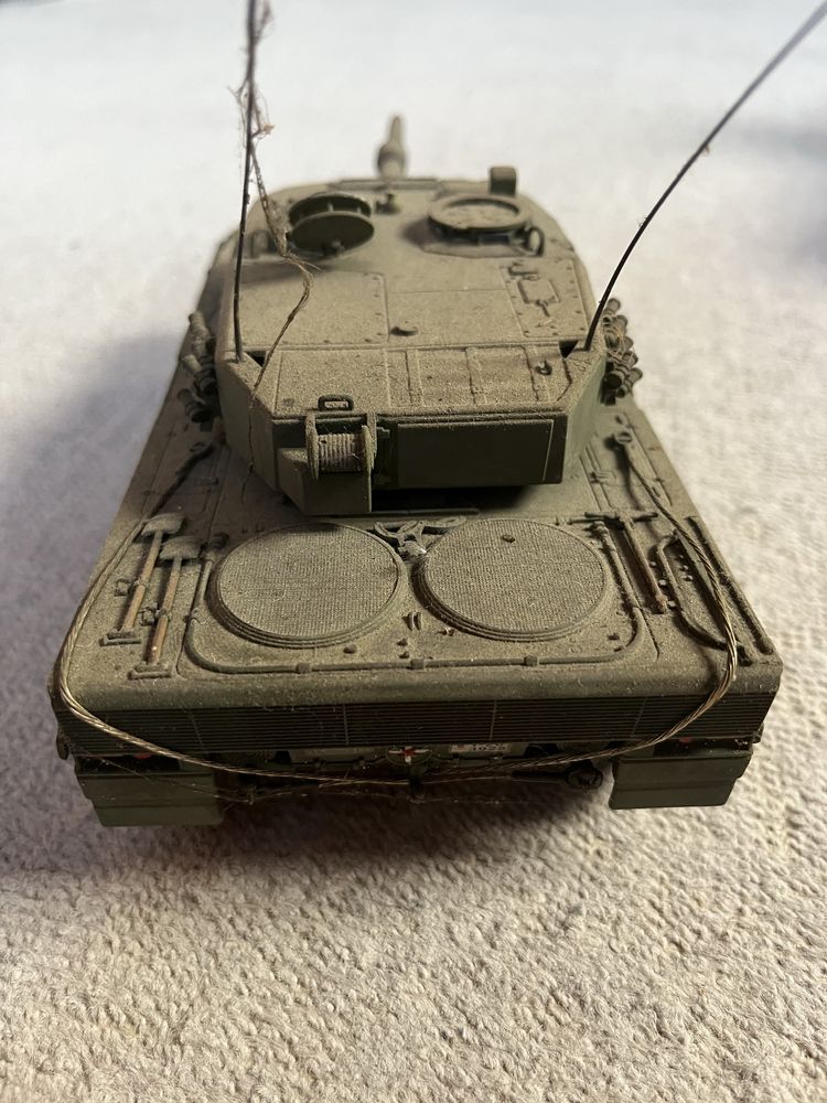 Model Leopard 2A4 skala 1:35