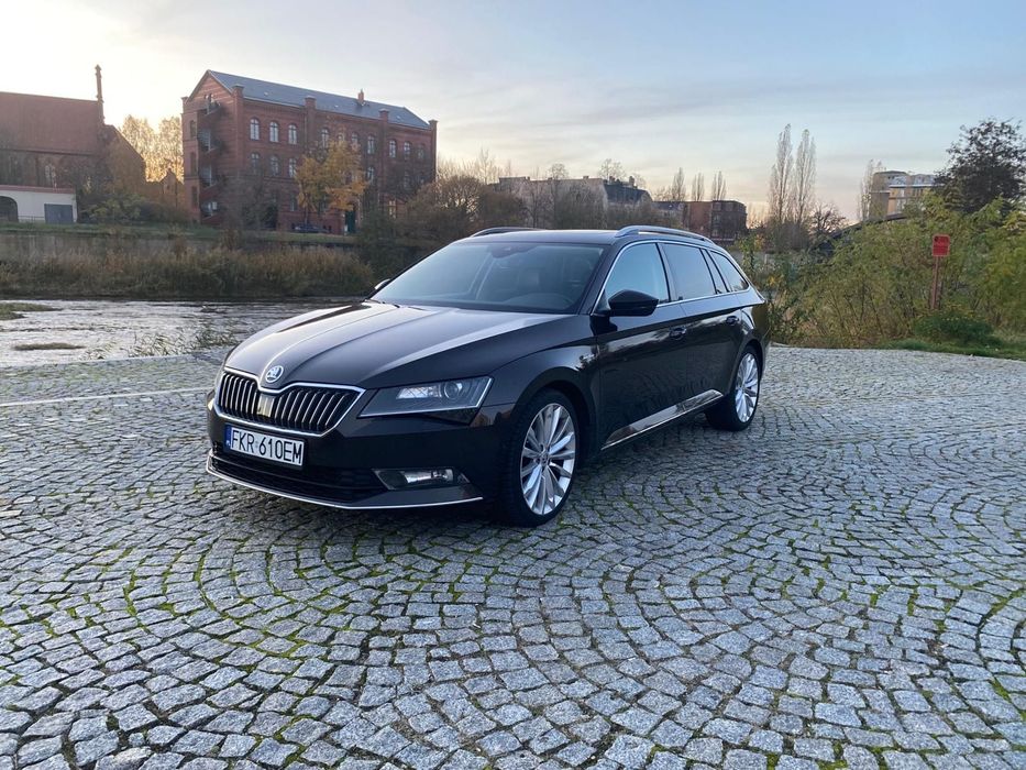 Skoda Superb Skoda Superb 18r. 2.0 TDi L&K Canton Panorama Asystenci Went. fotele