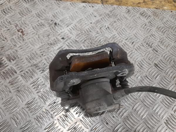 Pinça travão / maxila de travão frente esquerda MERCEDES-BENZ CLK (C20