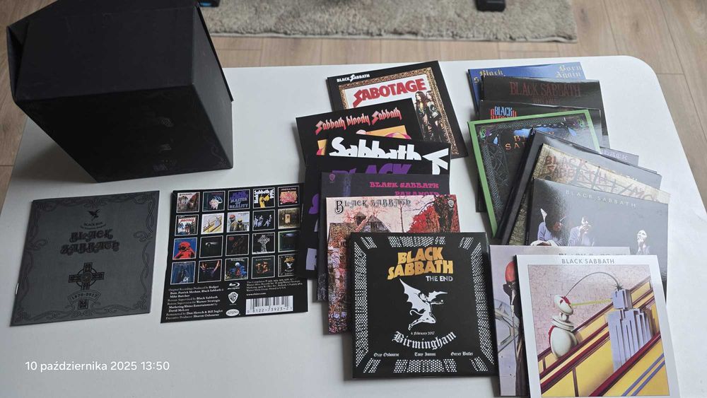 Black Sabbath - Black Box (1970/2017) (22 CD i 1 BD)  używany