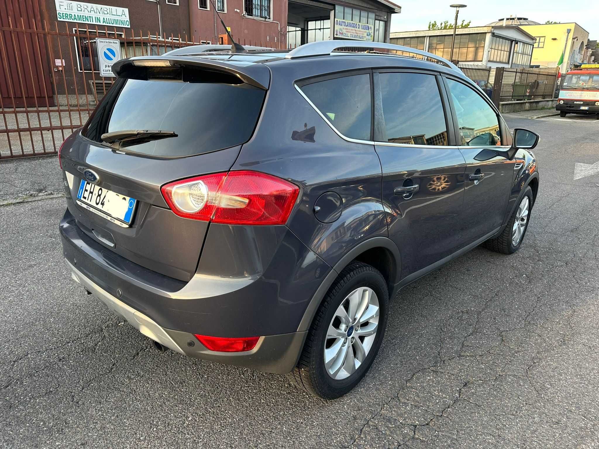 Ford  Kuga 2.0d  4x4  Posiadam  inne  auta  z  włoch