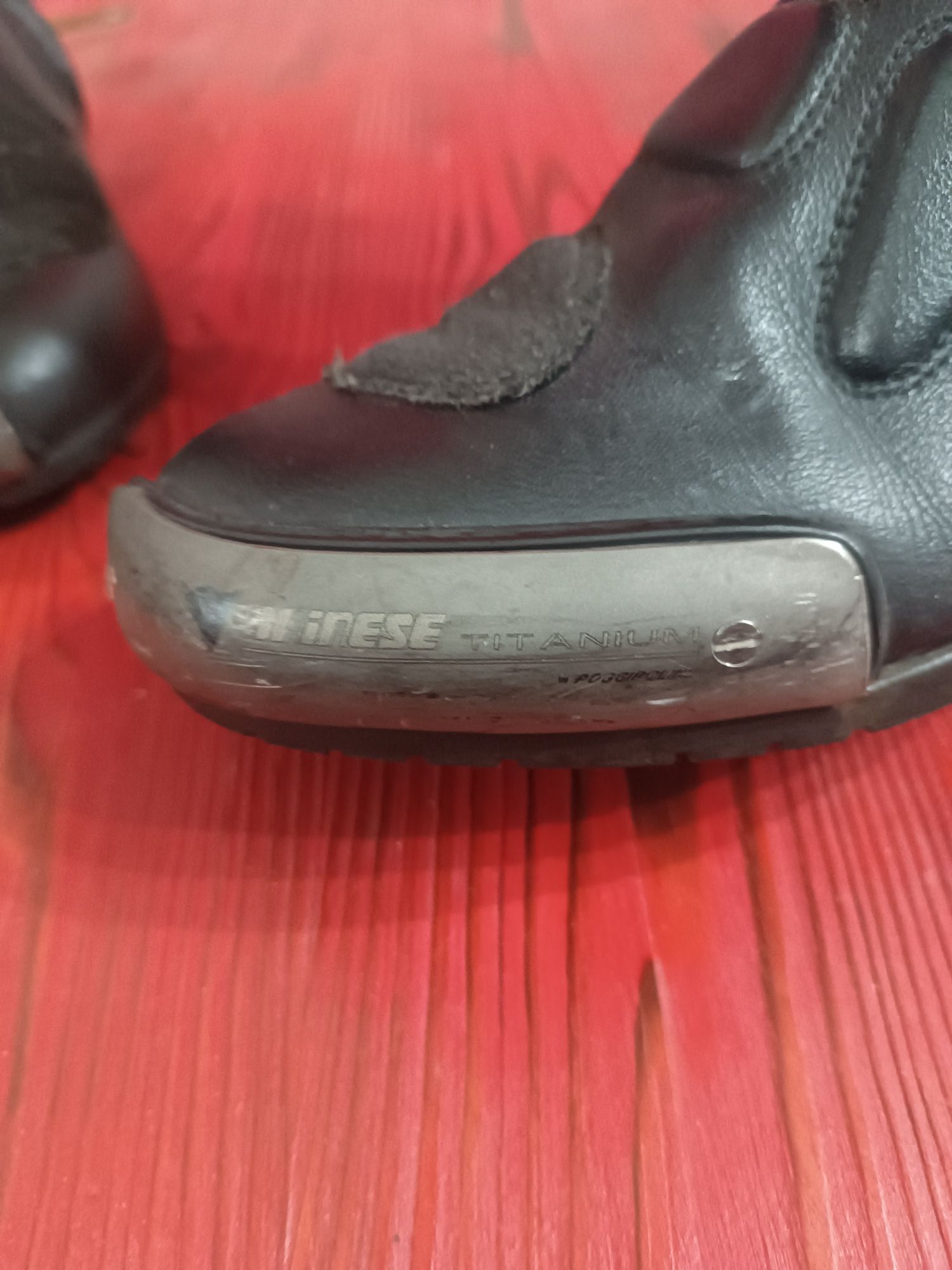Botas Dainese em pele e carbono Tam. 42
