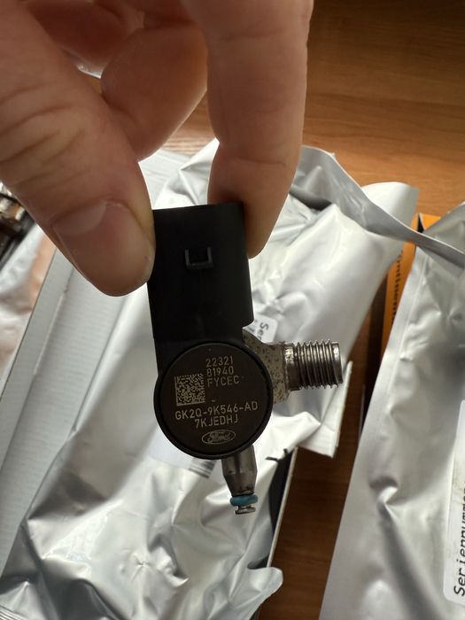 Wtryskiwacze Ford Transit 2.0 Tdci