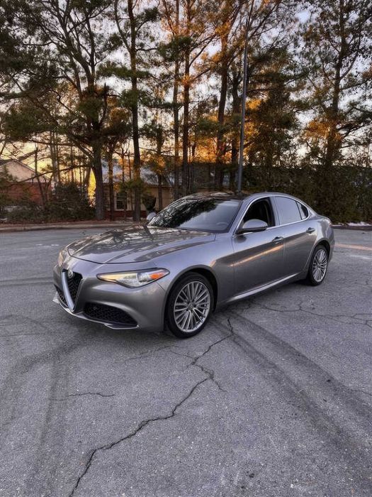 Alfa Romeo Giulia Ti      2017
