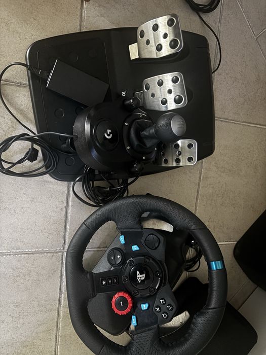 Volante Logitech g29 + pedais + shifter