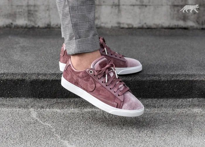 NIKE BLAZER LOW LX  - zamsz z satyną  - zjawiskowe - 37,5