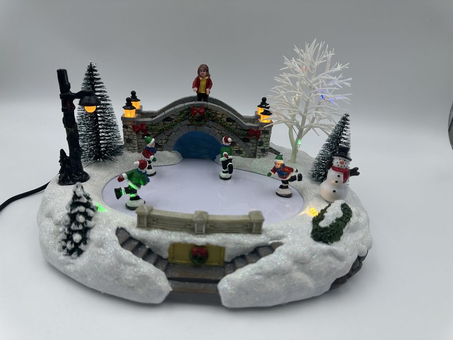 Pozytywka świąteczna StarryLights – Lodowisko z oświetleniem LED