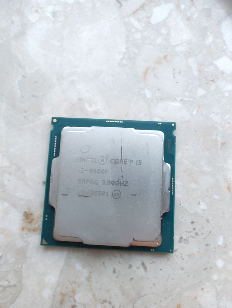 Procesor i5 9500f