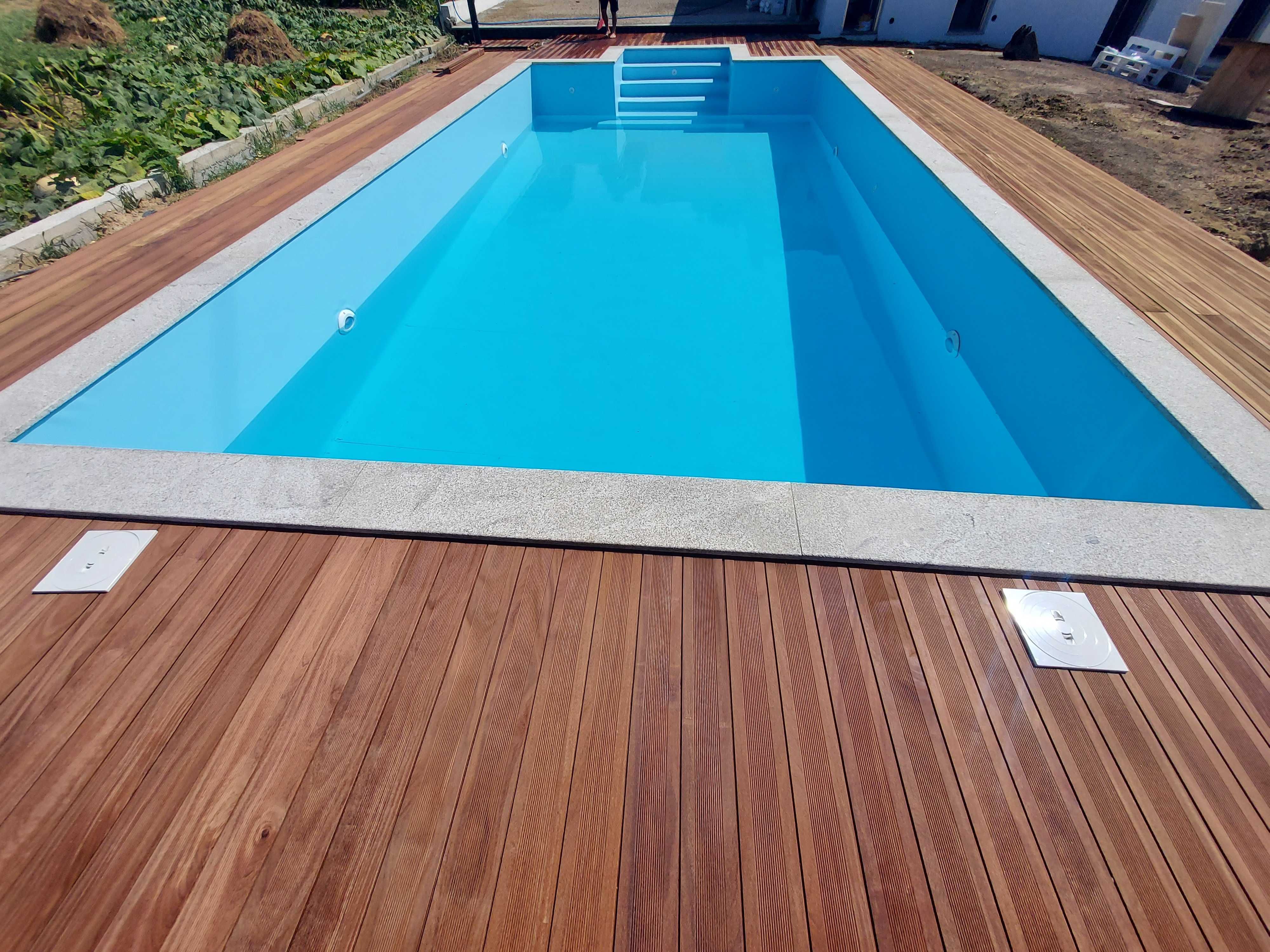 Colocada de tela armada em piscinas