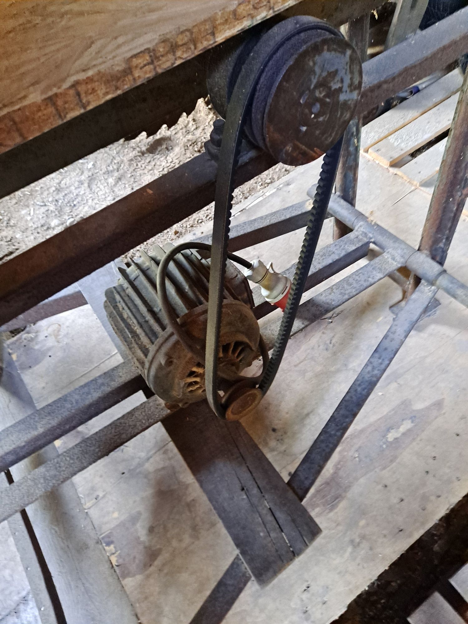 Krajzyga, piła i przedłużacz w cenie