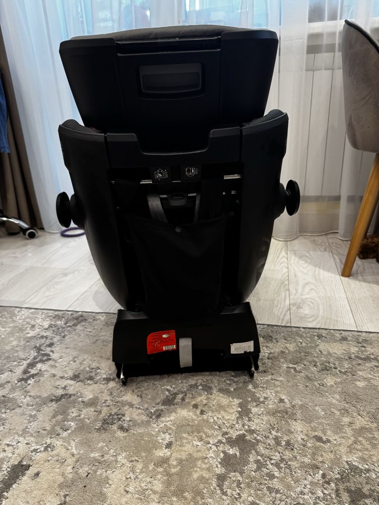 Автокресло Britax Romer Advansafix ІV R