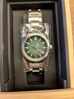 Christopher Ward C63 Sealander Hunter Green