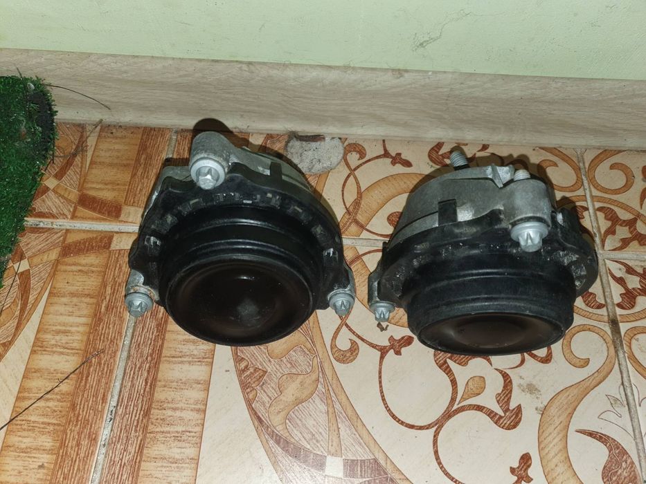 подушка двигателя bmw f30 340і 3.0 6787659, 6855460