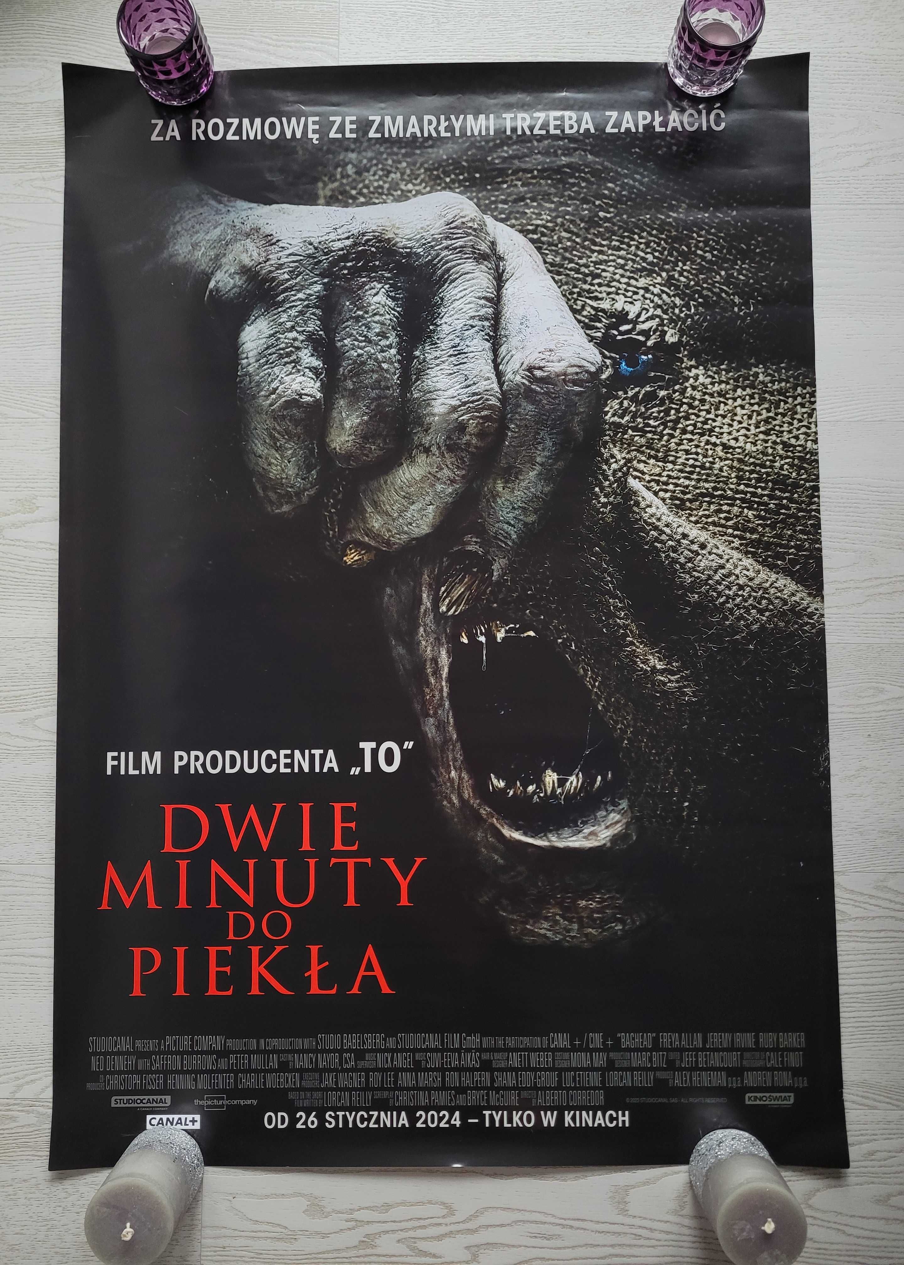 Plakat kinowy z filmy Dwie minuty do piekła horror Baghead Freya Allan