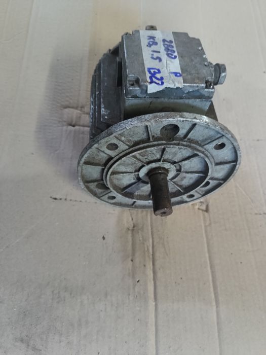 Електродвигуни робочі