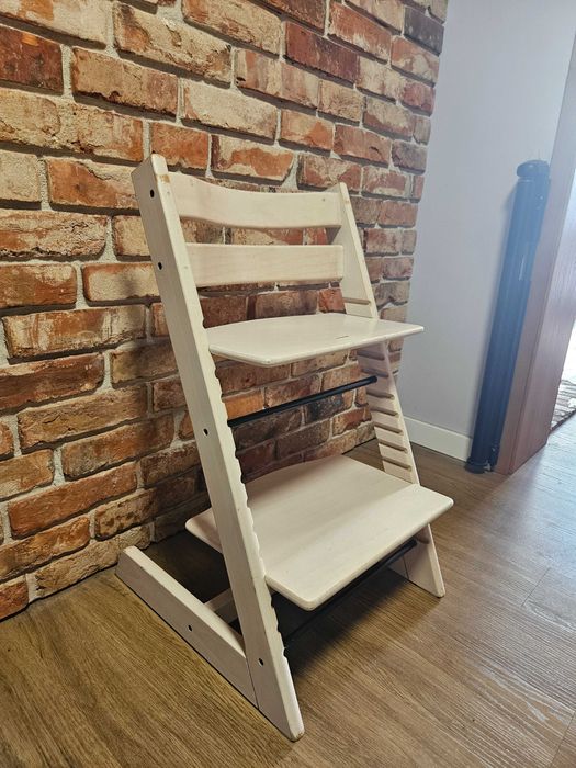 Krzesełko które rośnie razem z dzieckiem Stokke Tripp Trapp