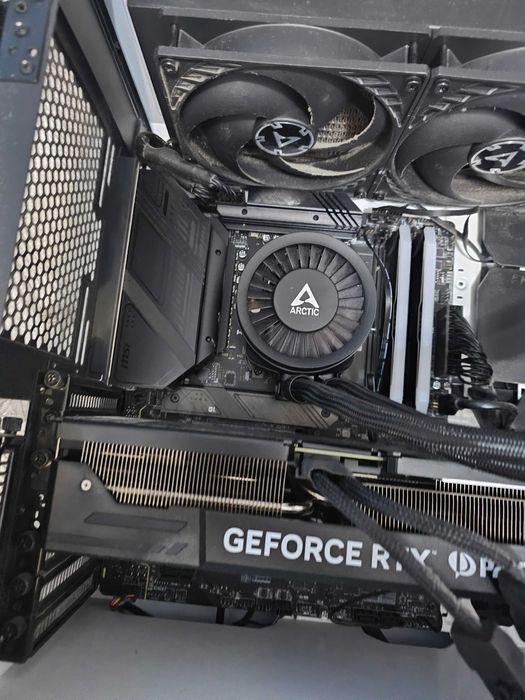 Komputer Ryzen 7 7800x3d ;RTX 4070ti super ;32gb ram ddr5 ;3tb SSD