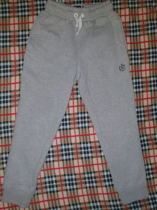 Теплые штаны на флисе на мальчика 10-12 лет.