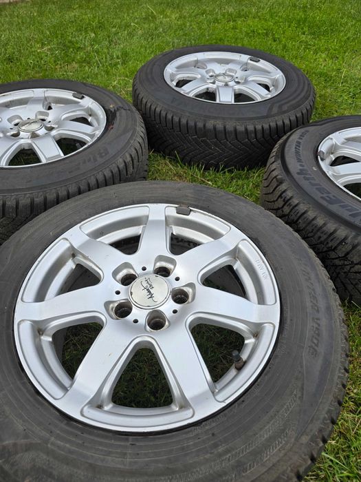 Opony zimowe Yokohama BluEarthWinterV906 195/65R1591T alufelgipokrowce