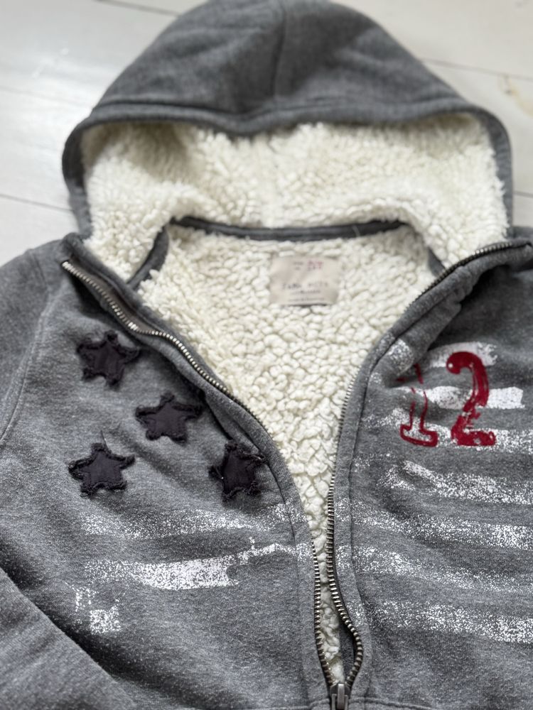 Ocieplana, zapinana na suwak z kapturem bluza Zara